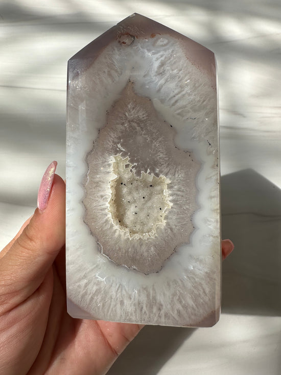 Druzy agate tower